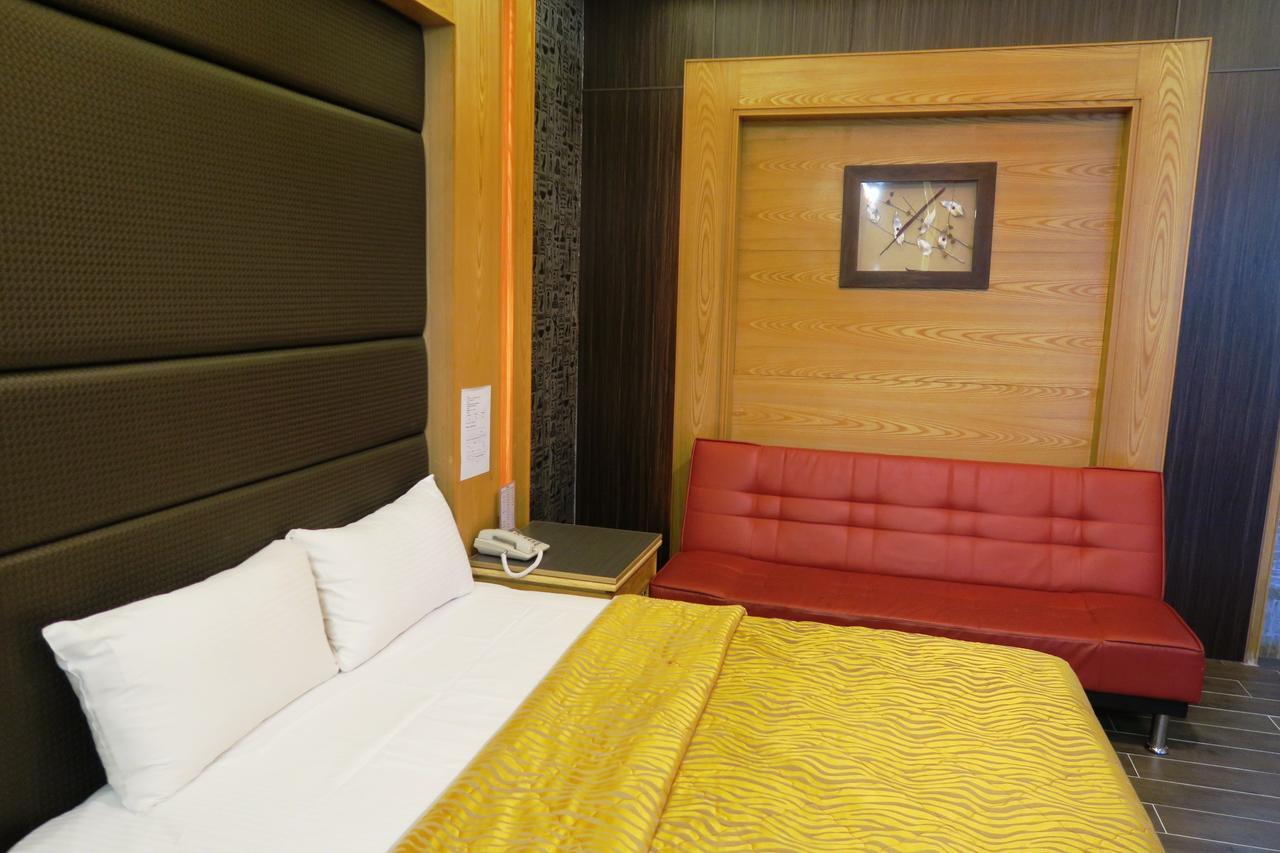 富晴汽車旅館fu Ching Motel Чжанхуа Экстерьер фото